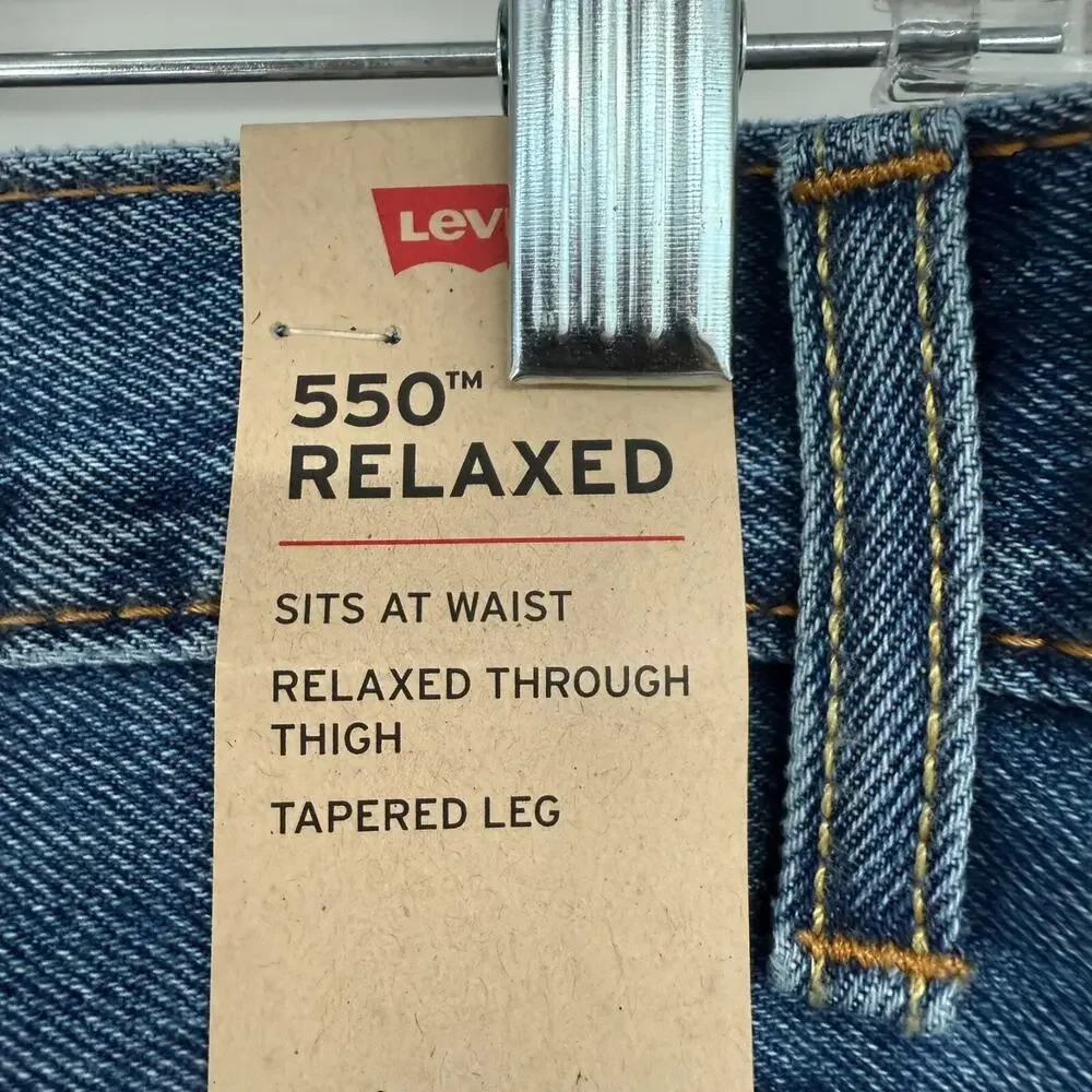 NWT Levi's 550 Jeans Mens 42x32 Blue Denim Relaxed Fit Tapered Classic Americana
